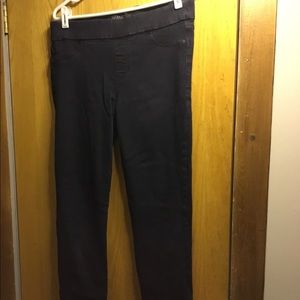 Liverpool, Stitch Fix denim leggings, 10/30